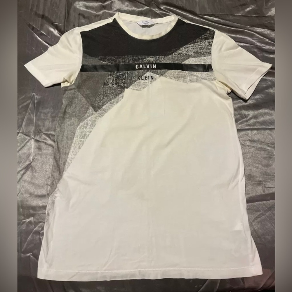 Small Extreme Slim Calvin Klein Graphic White & Black Tee Shirt CK